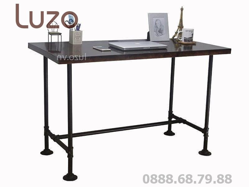 Mẫu bàn có thiết kế tối giản nhưng tiện lợi và sang trọng