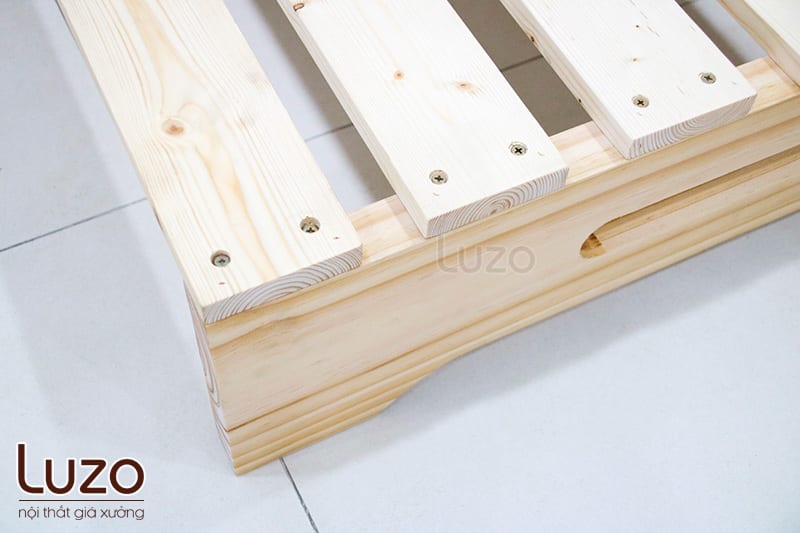 giường pallet gỗ thông sấy nhập khẩu mới 100% plb1 (chân cao 20cm)