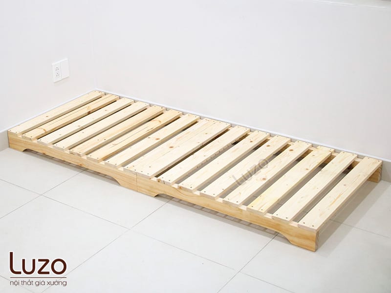 giường pallet gỗ thông sấy nhập khẩu mới 100% plb2 (chân cao 10cm)