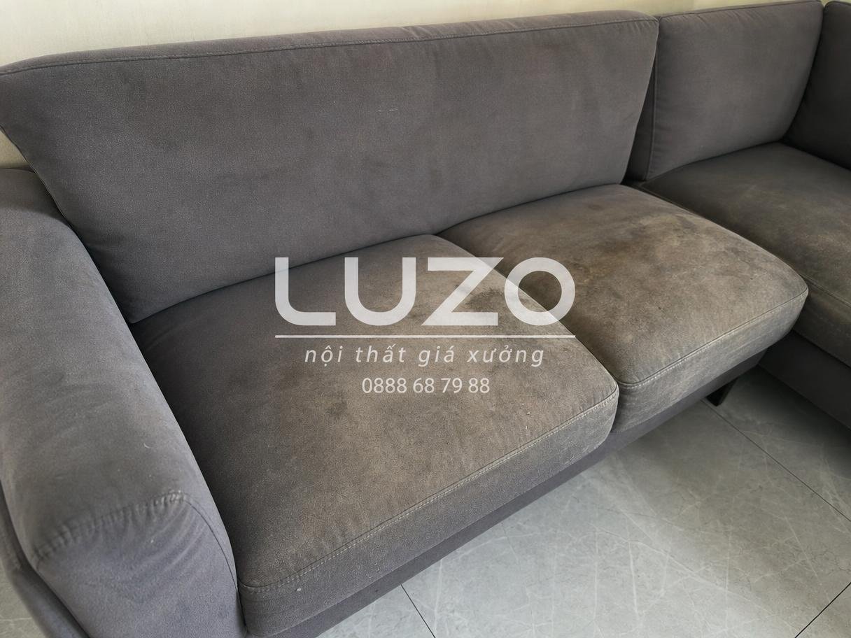 Sofa cũ bạc màu cần thay vải bọc